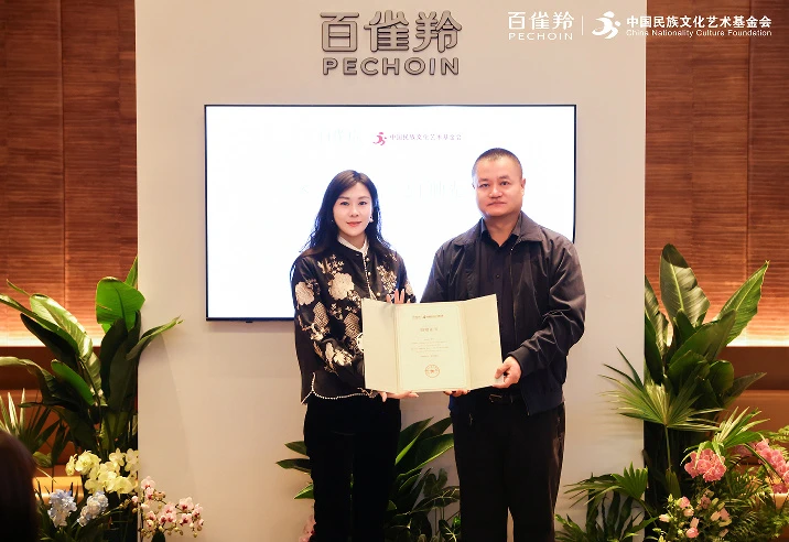 拍卖会买和田玉攻略 百雀羚拍卖